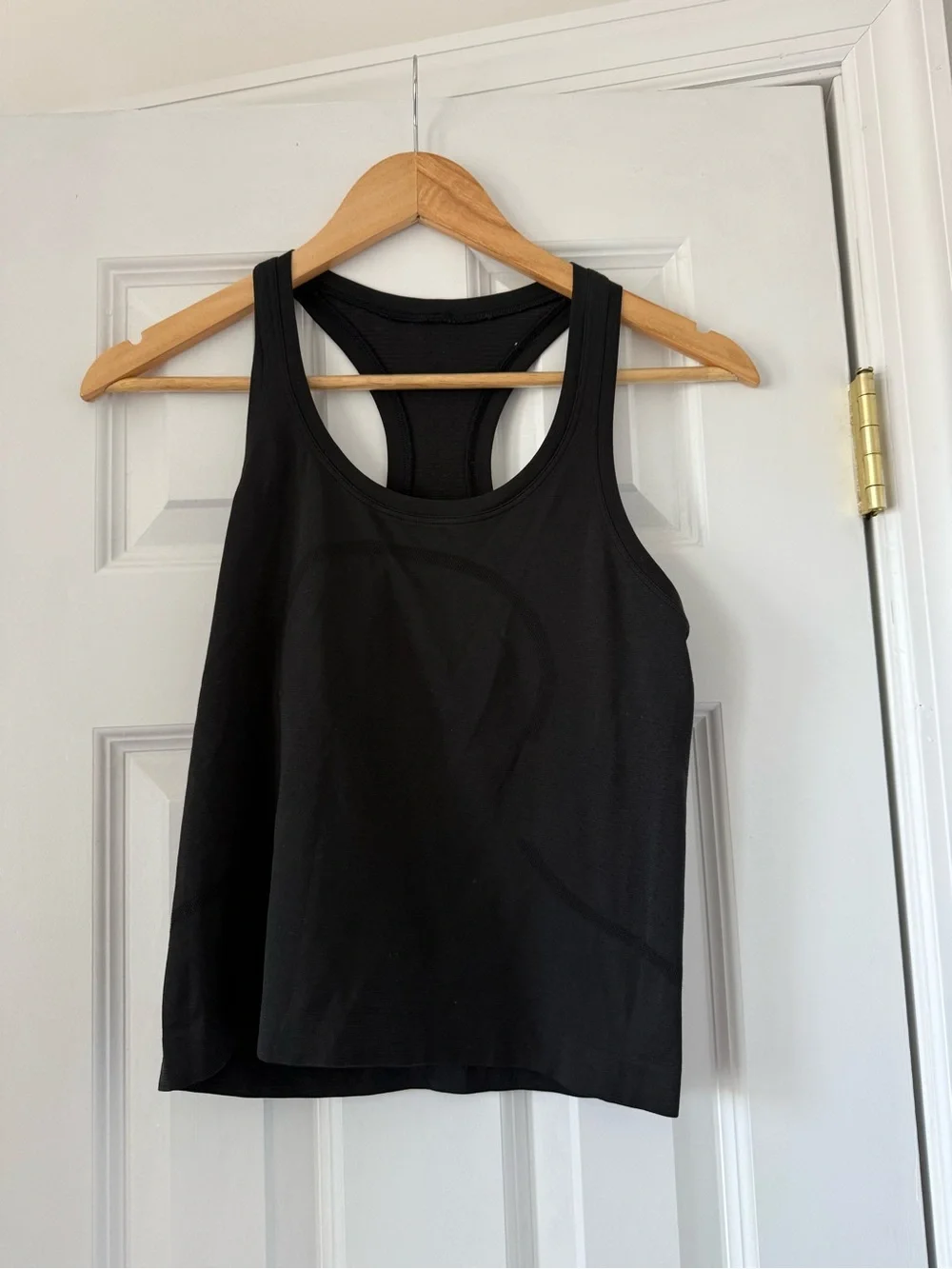 Lululemon Swiftly Tech Racerbank Tank Top 2.0 Waist Length Black
